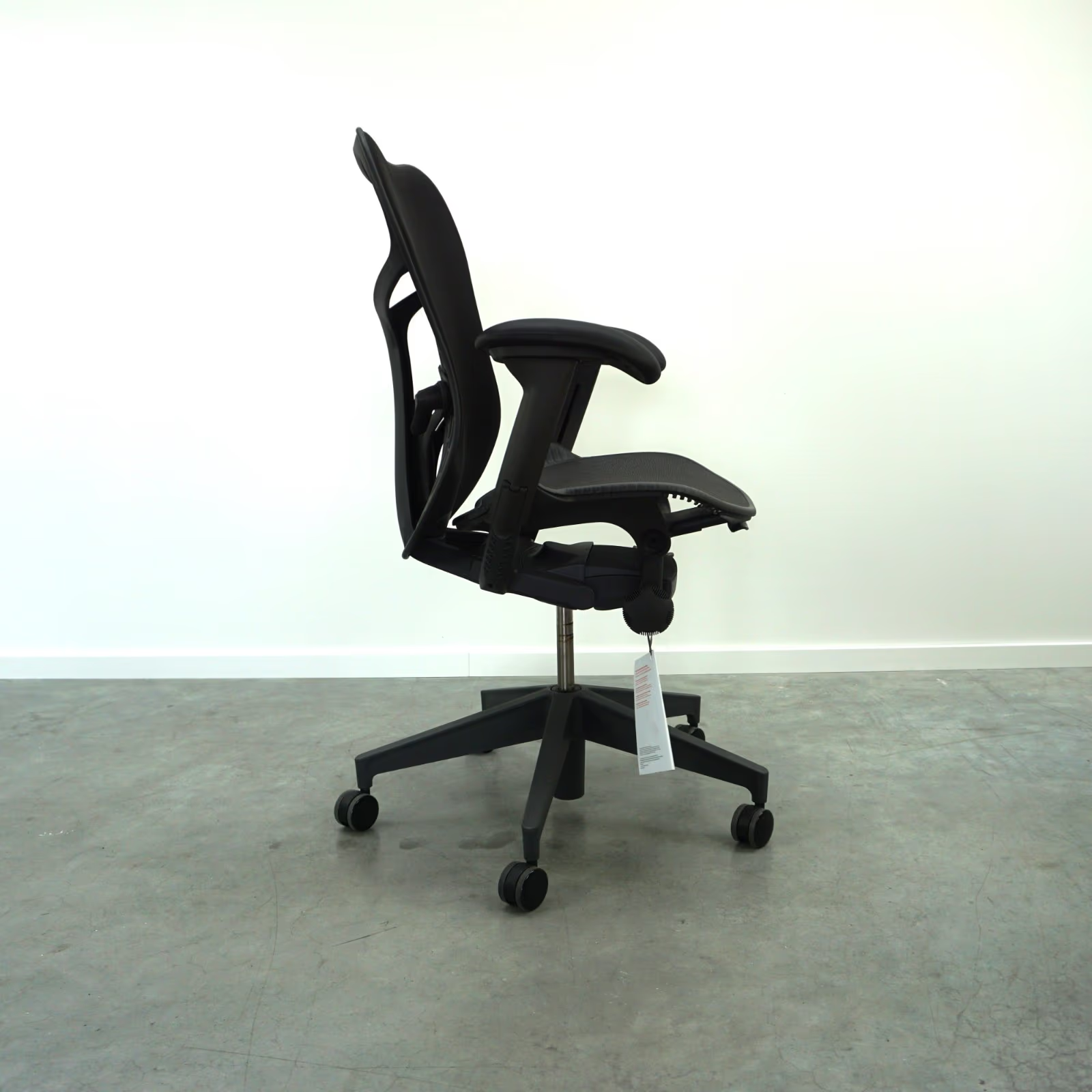 Herman Miller Mirra 2 Bürodrehstuhl | Graphit | Schwarz