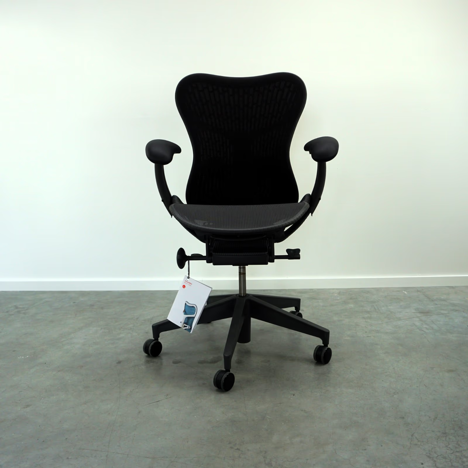 Herman Miller Mirra 2 Bürodrehstuhl | Graphit | Schwarz