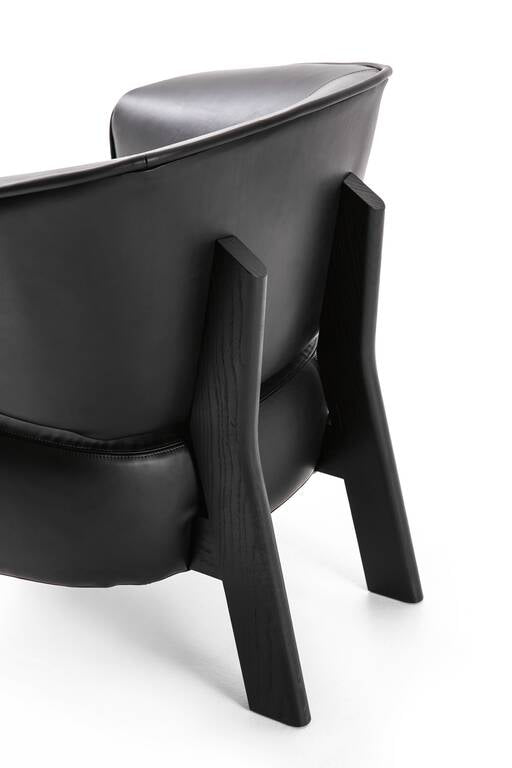 Cassina Back-Wing Armchair schwarz leder rückseite