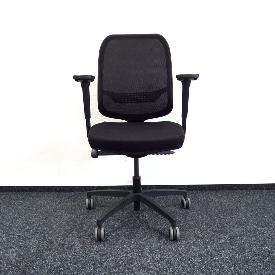 Beta Be Fine Bürodrehstuhl Schwarz Vorderseite