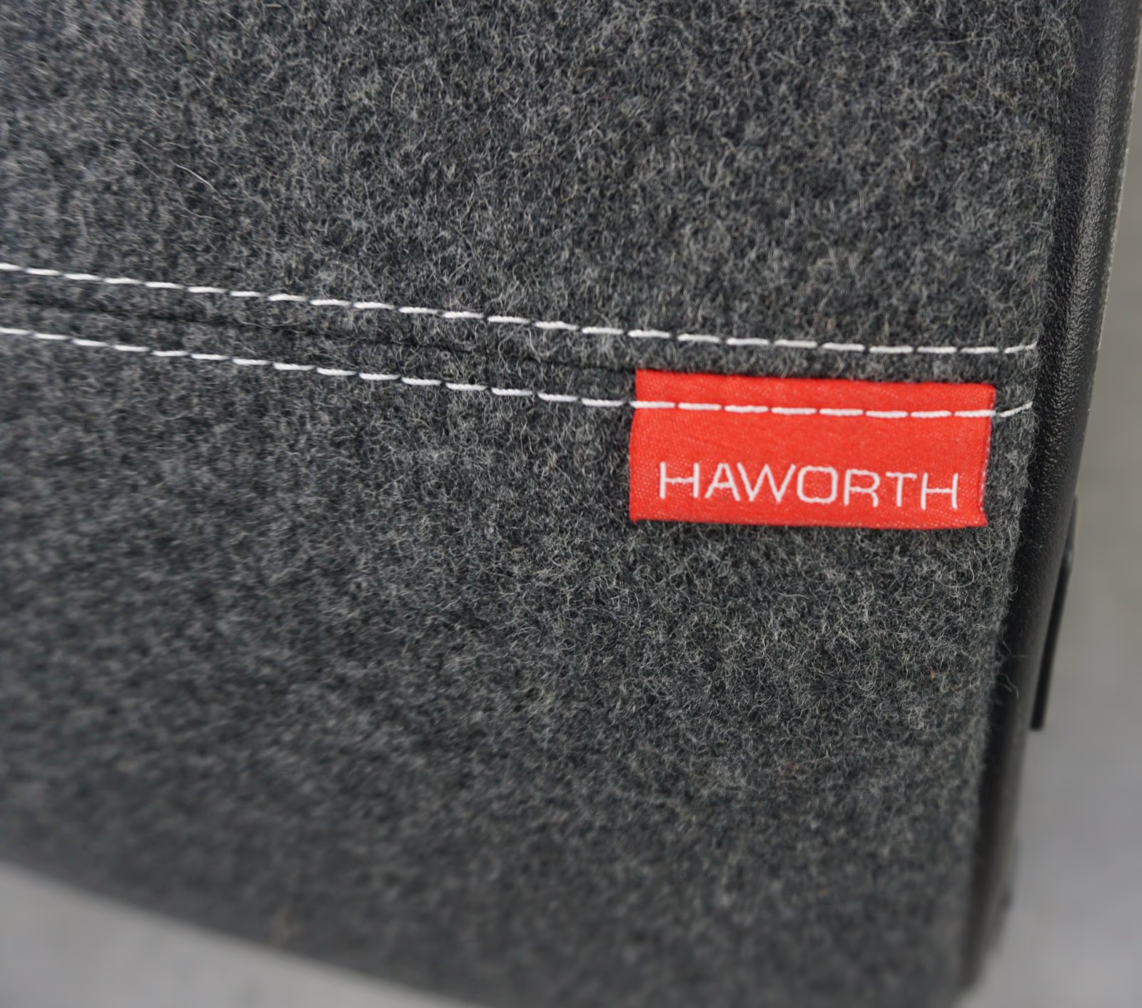 Haworth Openest Chick Pouf | Sessel | Grau Meliert