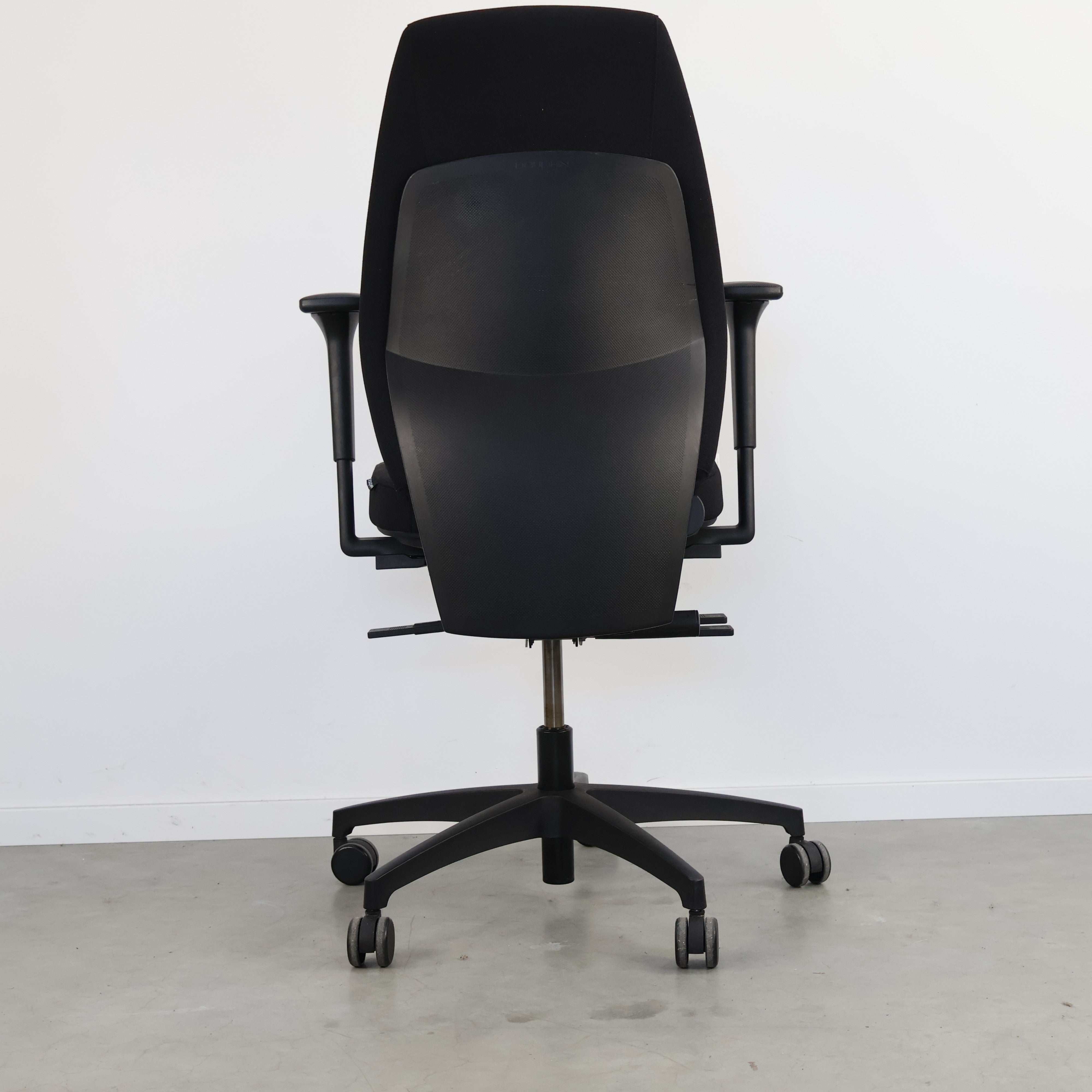 Dauphin Shape XT ergonomischer Bürostuhl in Schwarz, refurbished durch R&M