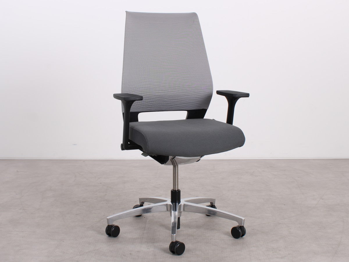 Dauphin X-Code Bürodrehstuhl in Grau mit Armlehnen
