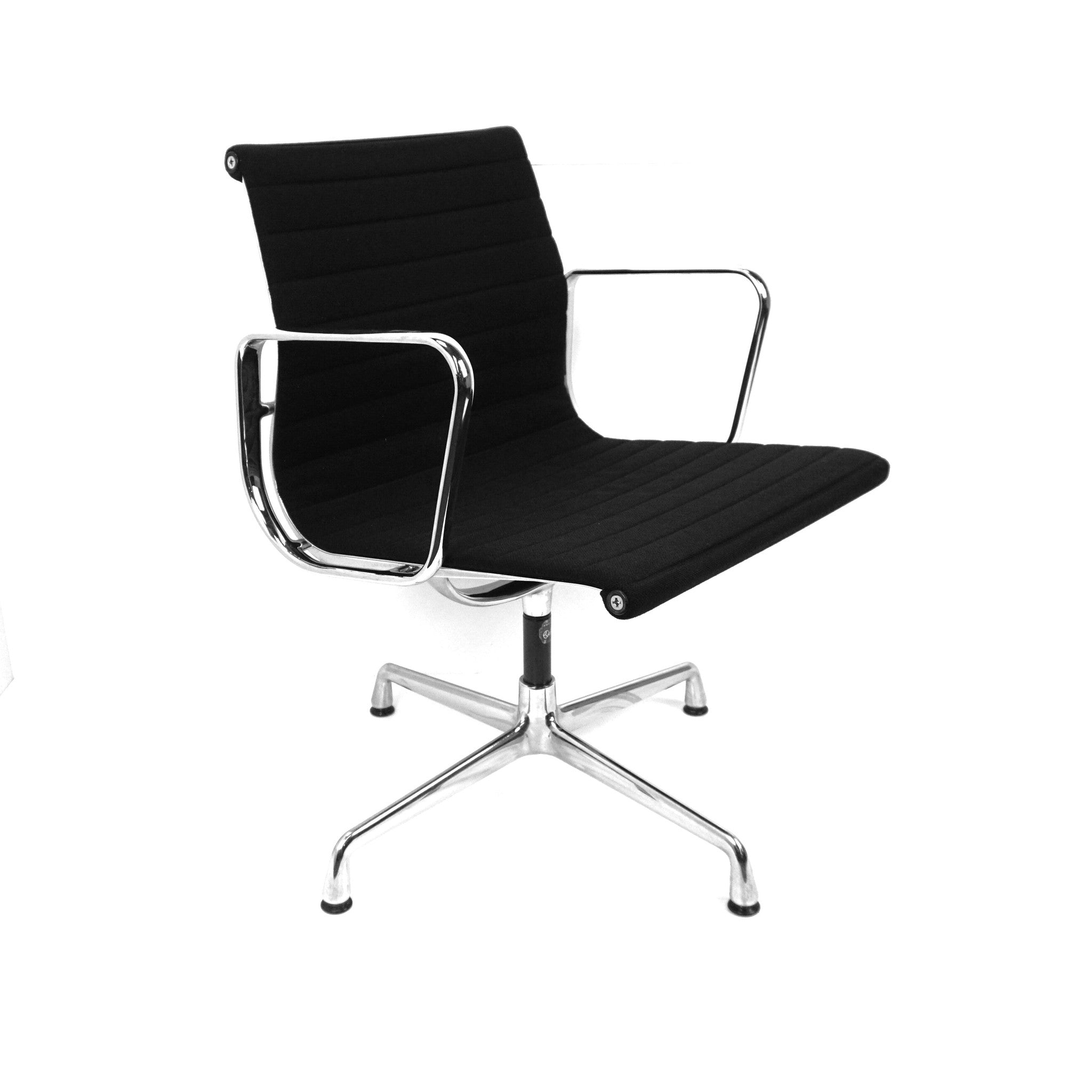 Vitra EA 108 Hopsak Design Konferenzstuhl Schwarz Seitenansicht