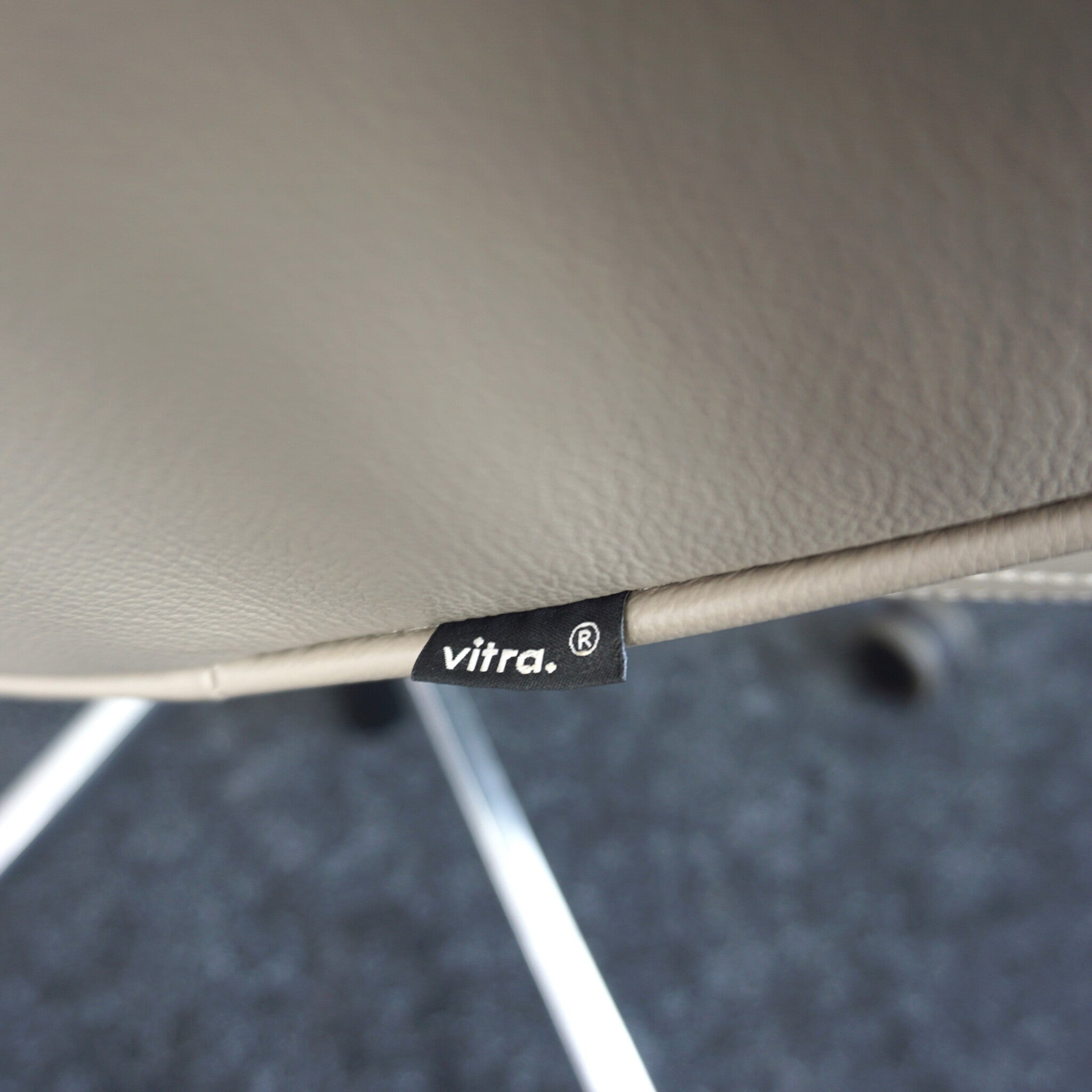 Vitra Grand Executive Lowback 
