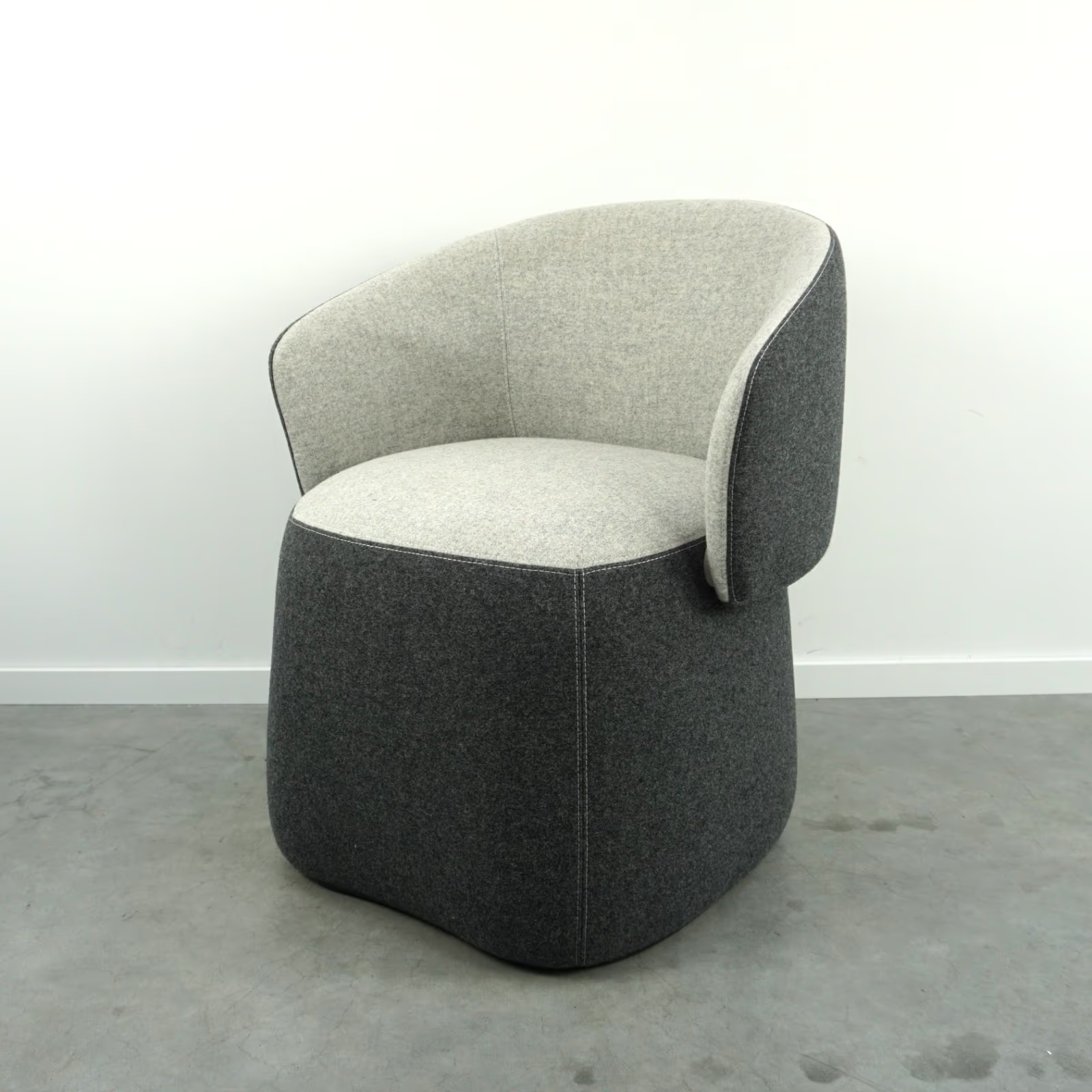 Haworth Openest Chick Pouf | Sessel | Grau Meliert