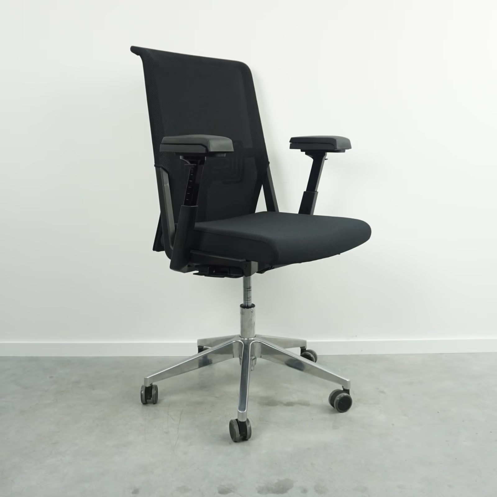 Haworth Comforto 59 Bürodrehstuhl | Schwarz | Chrom