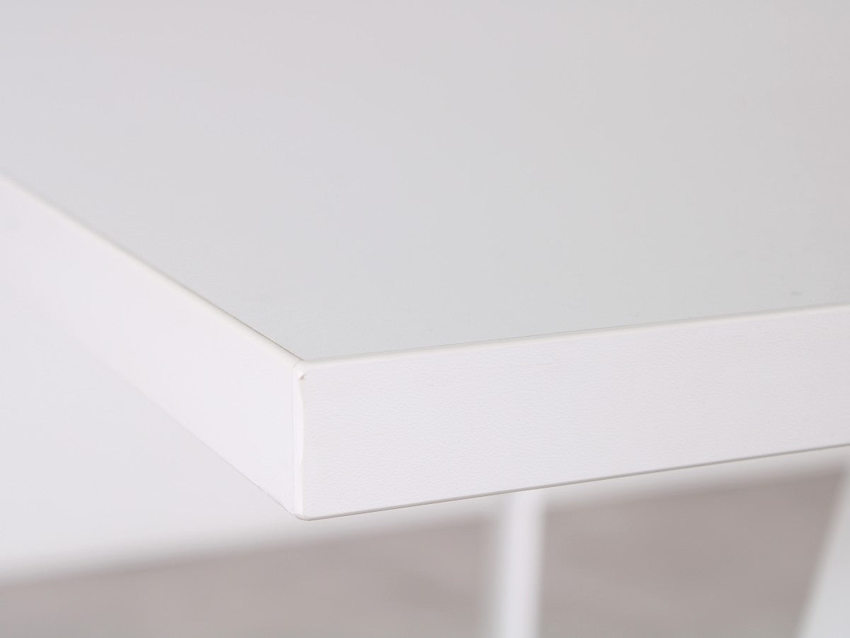 Gebrauchte Vitra Ad Hoc Classic Tische auf Rollen mit neuer Tischplatte