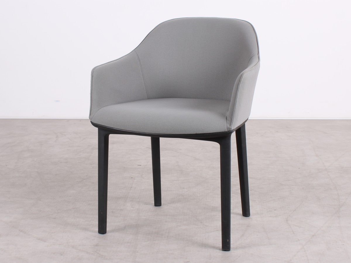 Gebrauchte Vitra Softshell Chair in Grau mit Armlehnen