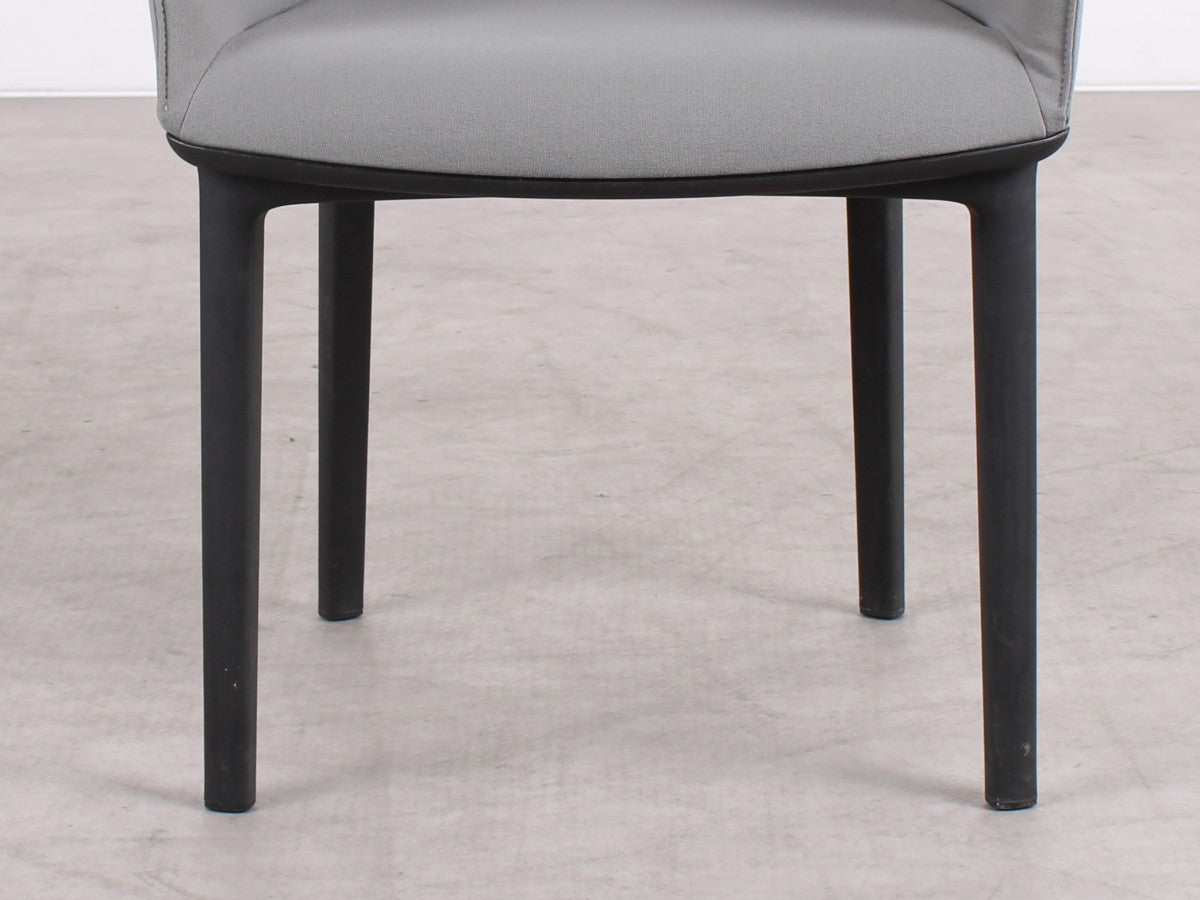 Gebrauchte Vitra Softshell Chair in Grau mit Armlehnen