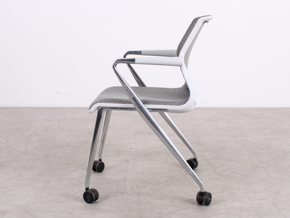 Gebrauchte Vitra Unix Chair Konferenzstuhl Grau