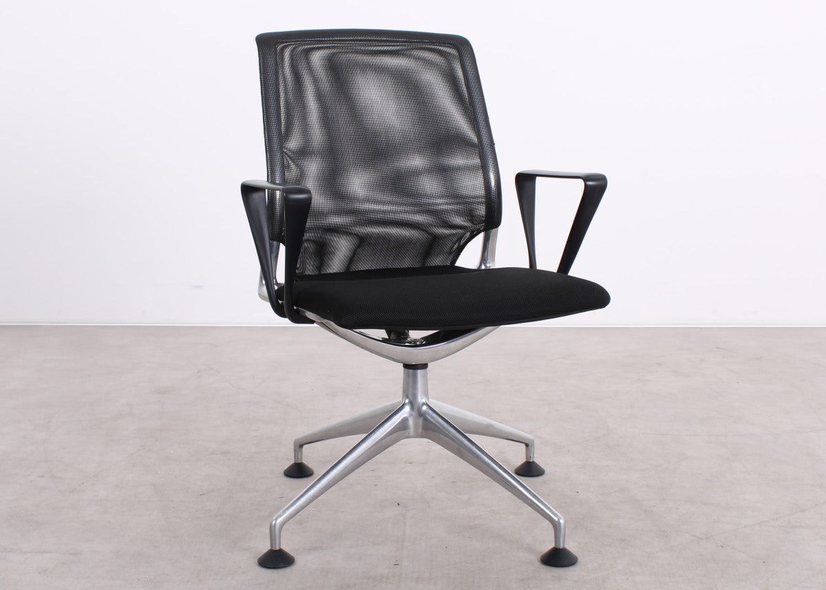 Gebrauchter Vitra Meda Chair Konferenzstuhl in Schwarz