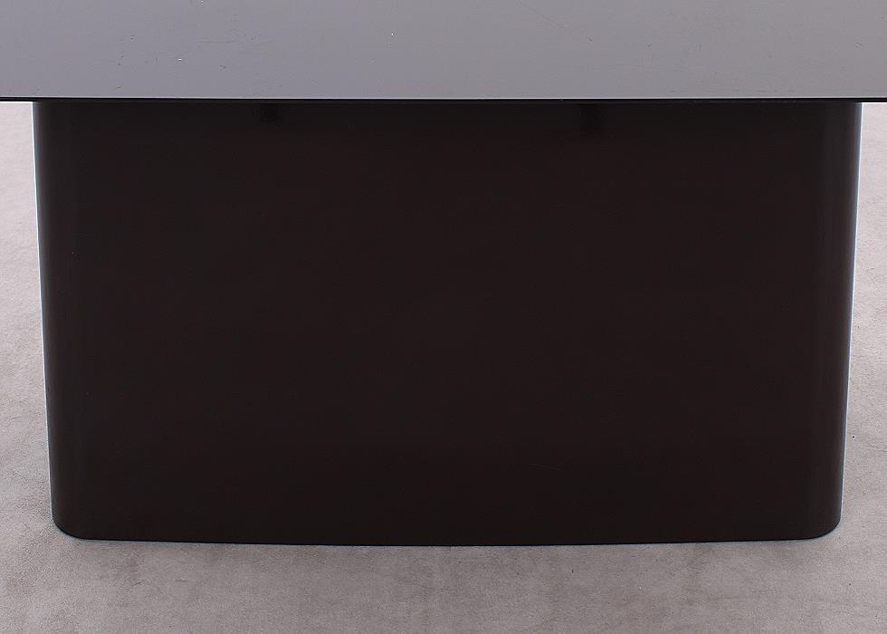 Hochglänzender Vitra Metal Side Table in Braun für Lounge und Empfang