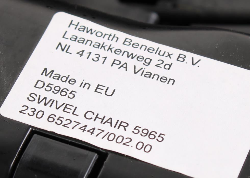 Hersteller- und Modellkennzeichnung des Haworth Comforto 5965