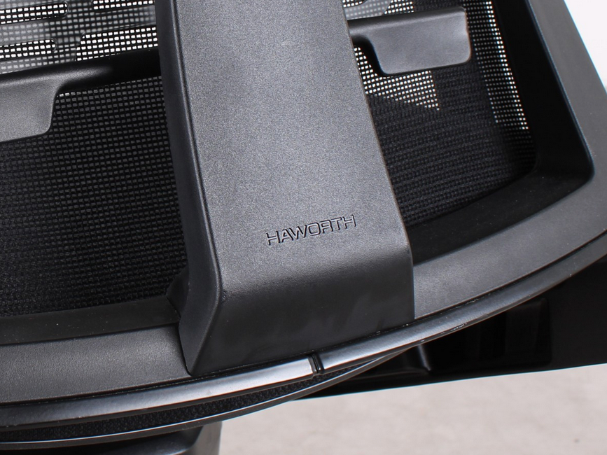 Haworth Comforto Very 6265 ergonomischer Bürostuhl in Schwarz, refurbished durch R&M