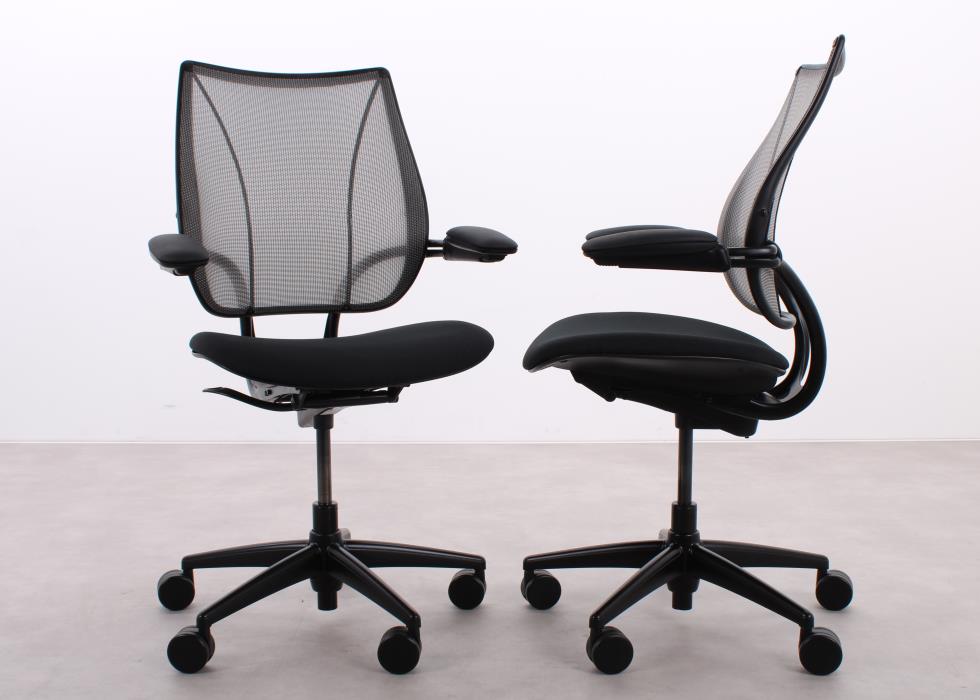 Humanscale Liberty Task ergonomischer Bürostuhl in Schwarz, refurbished durch R&M