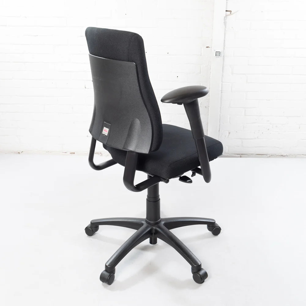 BMA Axia Bürodrehstuhl Schwarz Refurbished Rückenansicht