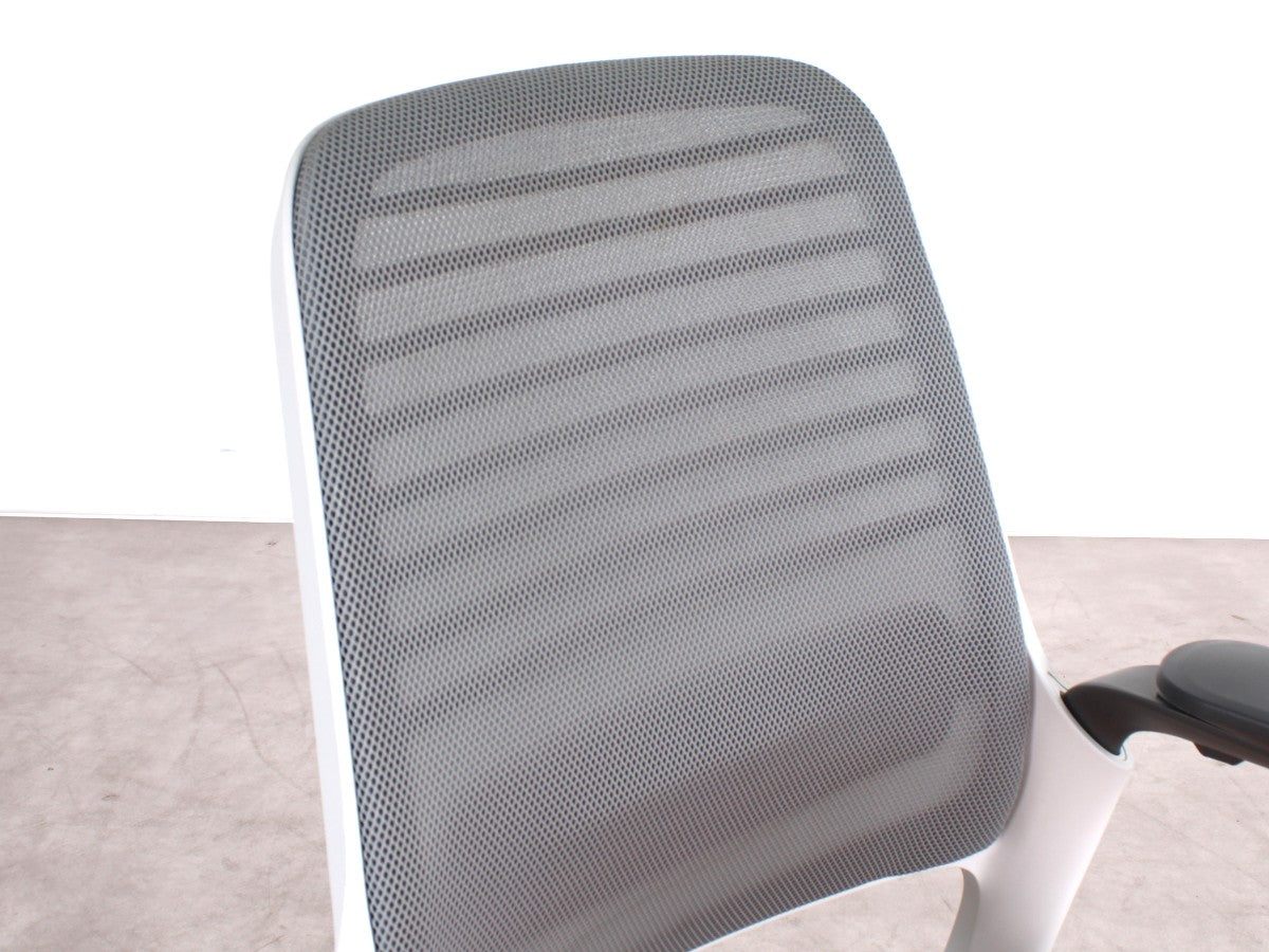 Steelcase Series 1 ergonomischer Bürostuhl in Orange, refurbished durch R&M