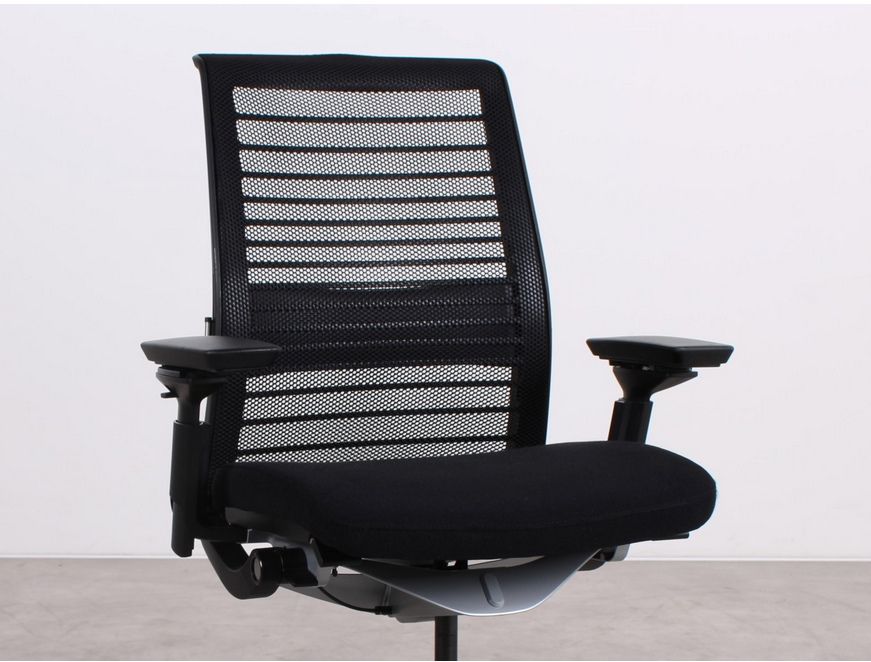 Steelcase Think ergonomischer Bürostuhl in Schwarz, refurbished durch R&M