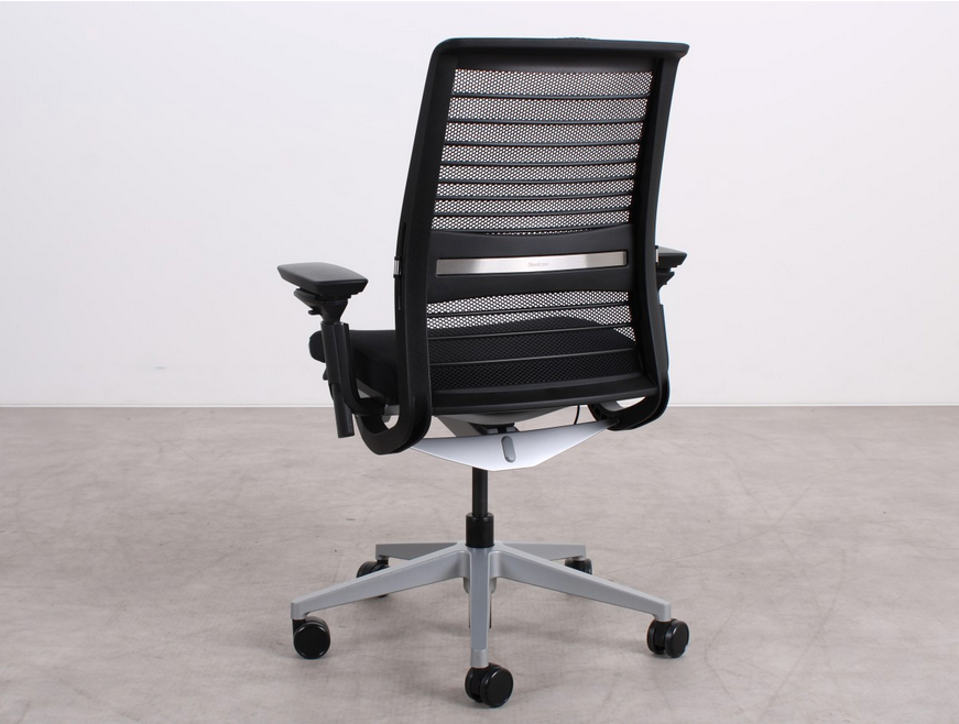 Steelcase Think ergonomischer Bürostuhl in Schwarz, refurbished durch R&M