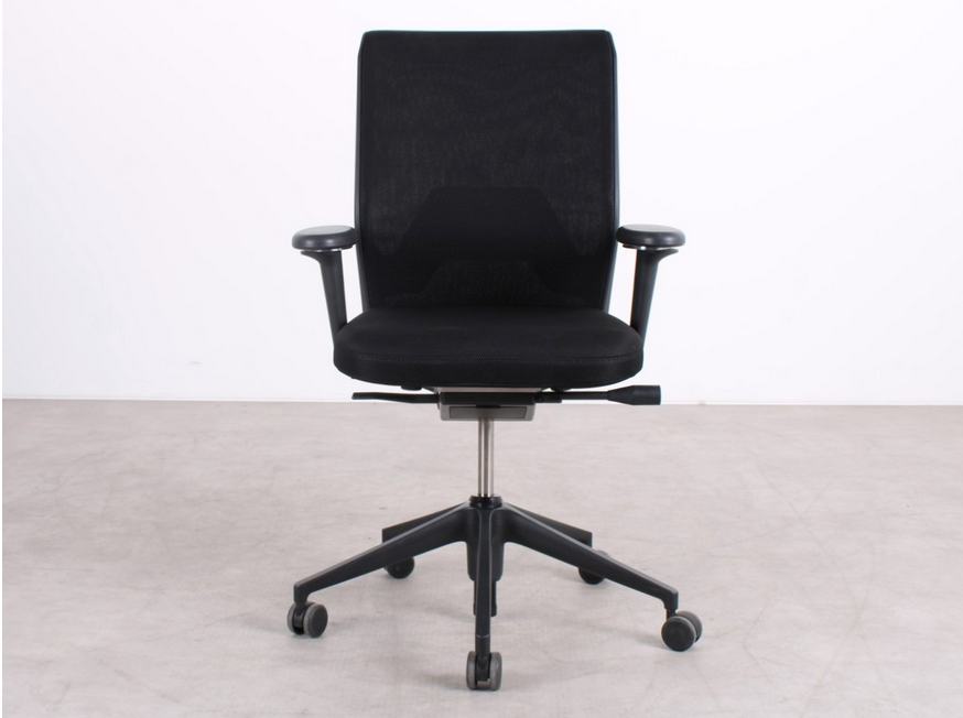 Vitra ID Mesh ergonomischer Bürostuhl in Schwarz, refurbished durch R&M