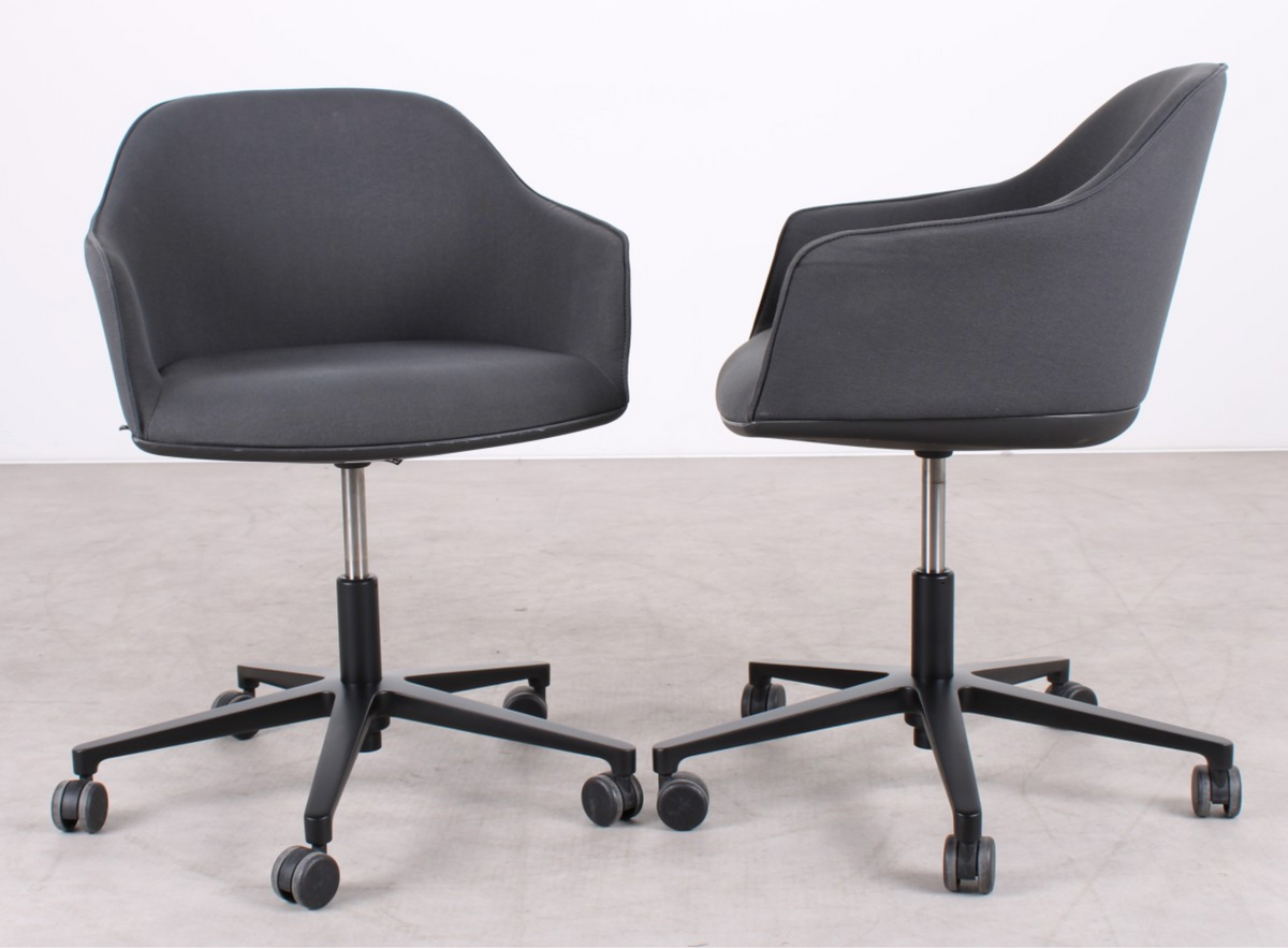 Vitra Softshell Chair in Grau mit schwarzem Gestell und Rollen