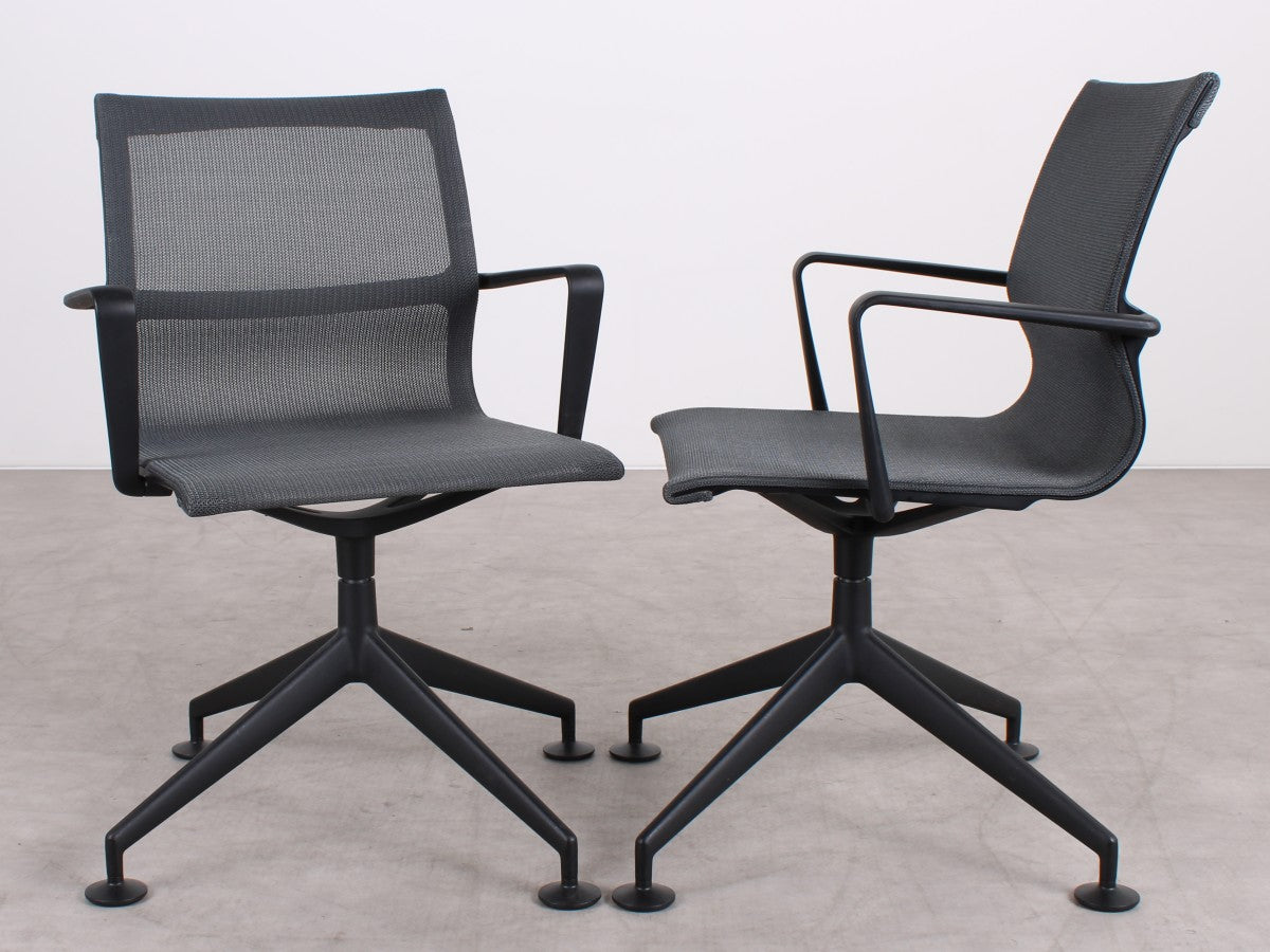 Refurbished Vitra Physix Conference Konferenzstuhl | Black Pearl
